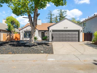 8159 Derbyshire Cir