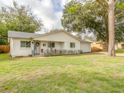 1033 Angela Ct