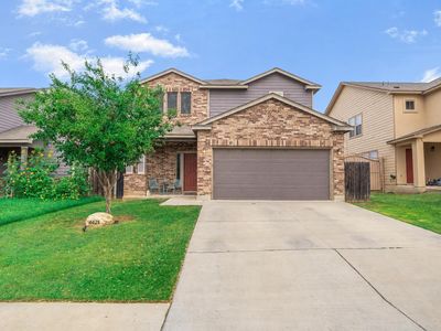 4421 Mercedes Dr