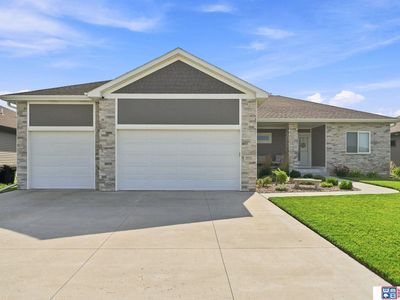 602 Waterside Way