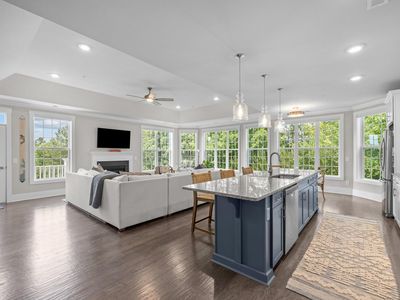 10310 Sablewood Dr #211