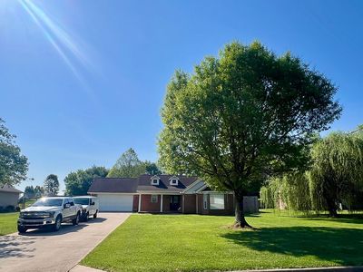 97 Chestnut Oak Dr
