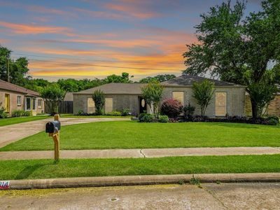 12014 Rocky Knoll Dr