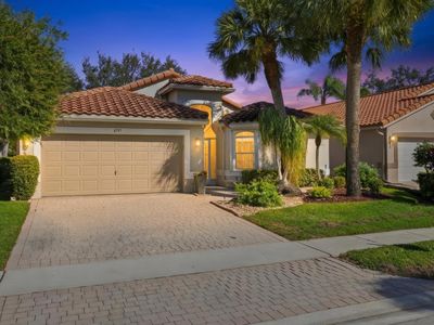 6797 Castlemaine Avenue