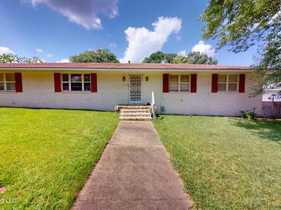210 Porter St