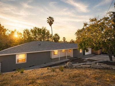 9365 Carmichael Dr
