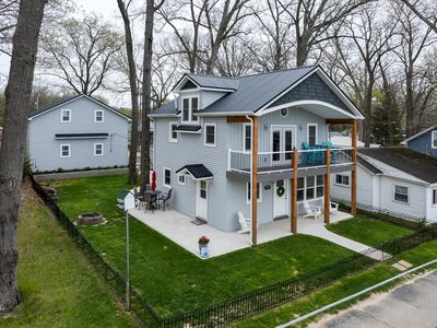 735 Waterfront Dr