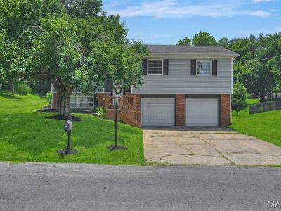 3413 Emma Ln