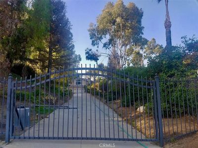 21055 Stonybrook Dr