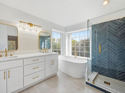 7609 Crescent Lake Ct