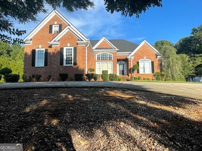 140 Lake Lucinda Dr
