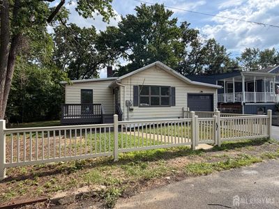 278 Outlook Blvd