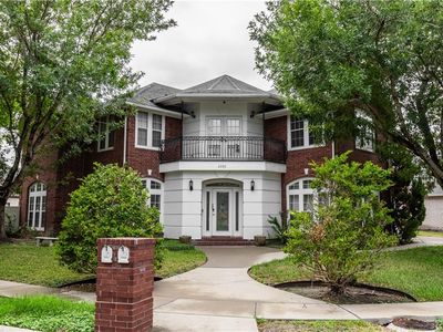 2900 Santa Alejandra