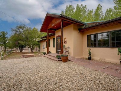 328 De Vargas Ln
