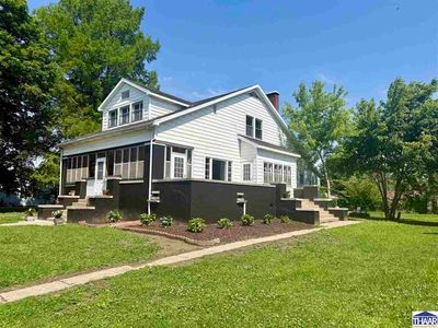 Property at 318 W Jefferson St, Shelburn, IN