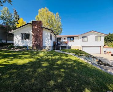 1127 Sorensen Dr