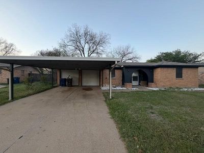 1024 Edna Dr