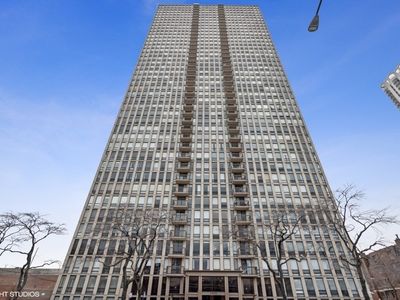 1660 N La Salle St #4003-05