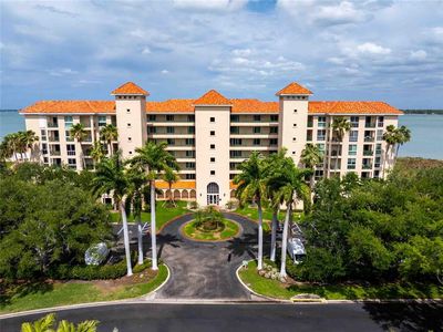 4737 Dolphin Cay Ln S APT 407
