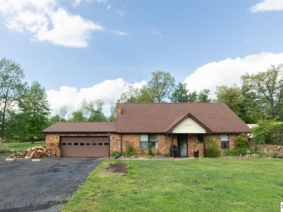 824 Ford Hwy