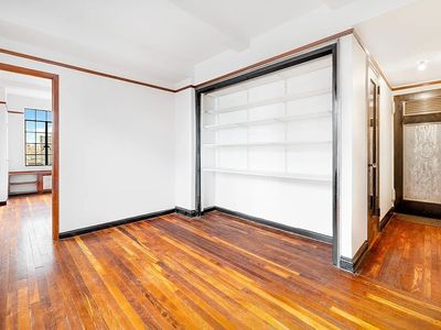 320 E 42nd St APT 1718