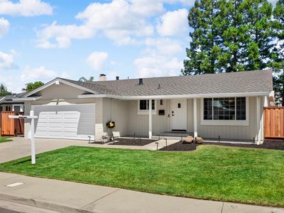 6225 Robin Ct