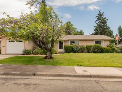 1451 NE Meier Dr