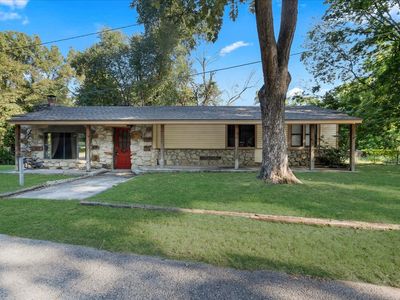 Property at 507 W Pine St, Coweta, OK