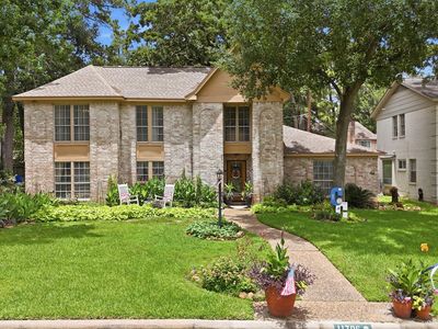 11706 Idlebrook Dr