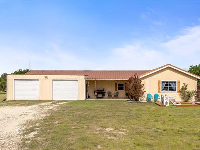 1400 Private Road 701
