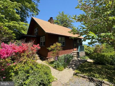2138 Cedar Rd