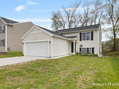 812 Strauss Ct