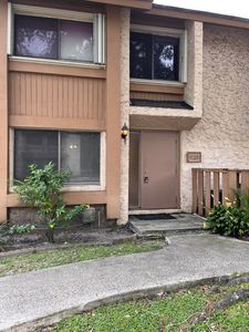 208 Wimbledon Lake Drive #208