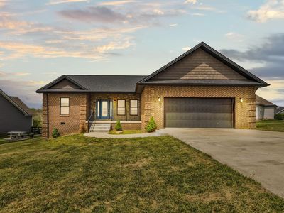 108 Oak View Dr