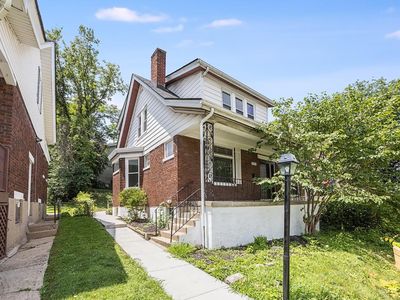 1747 Hopkins Ave