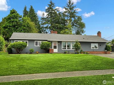 1321 N Skyline Drive