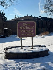 69 New Holland Village