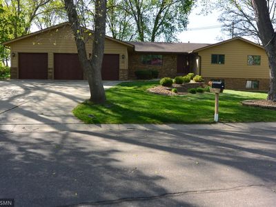 Property at 120 Edgewood Dr, Glencoe, MN