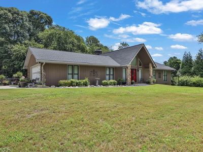2184 Valley Creek Cir