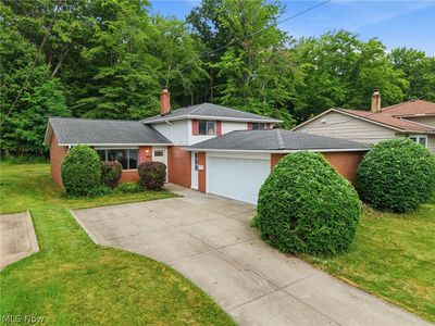 Property at 6670 Glenallen Ave, Solon, OH