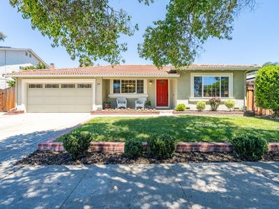 339 Churchill Pl