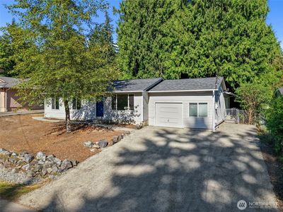 936 210th Avenue NE