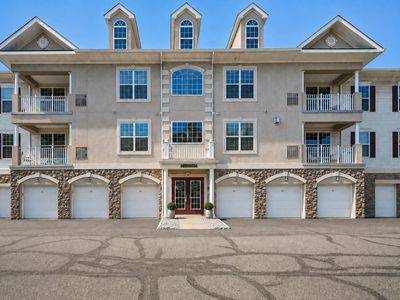 3 Slate Ct BLDG 3 #D-1
