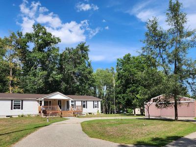 3560 Pine Tree Dr