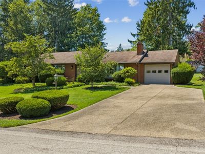 127 Allan Dr