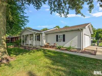Property at 703 E Holden St, Virden, IL