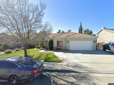 3512 Racquet Ln