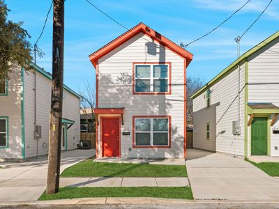 631 E Carolina #3