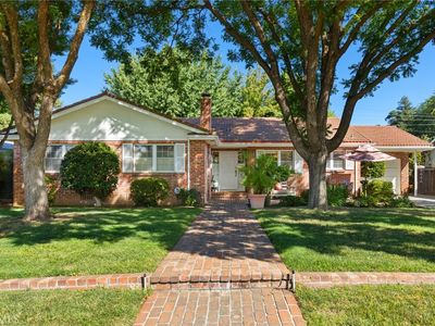 1192 Manchester Rd