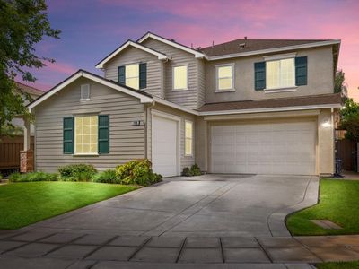 756 W Plumas Ct